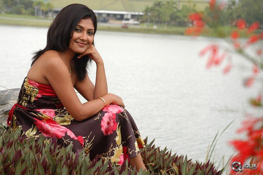 Kamalinee-Mukhejee